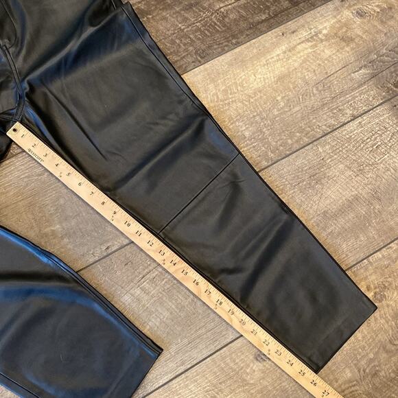 NWT BLANKNYC Need You Tonight Pant Vegan Leather Black Size 31 - Picture 11 of 14